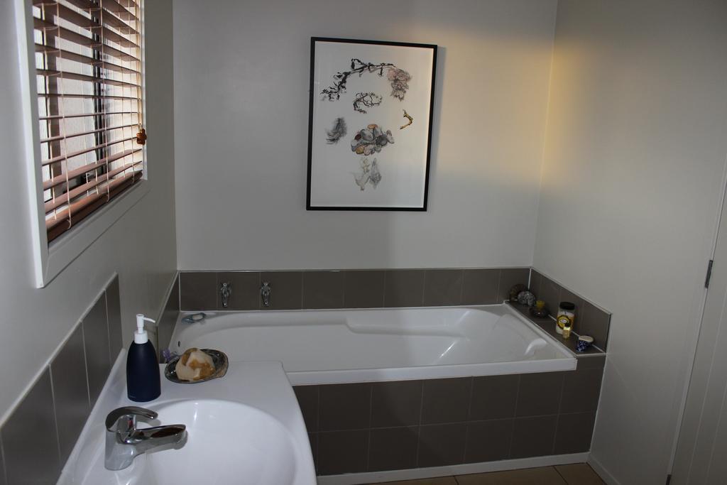 Birds Eye View Bed And Breakfast Waihi Rum bild
